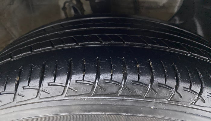 2019 Hyundai Elite i20 1.2 SPORTS PLUS VTVT, Petrol, Manual, 37,018 km, Right Front Tyre Tread