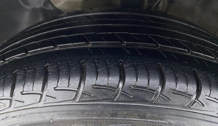 2019 Hyundai Elite i20 1.2 SPORTS PLUS VTVT, Petrol, Manual, 37,018 km, Left Front Tyre Tread