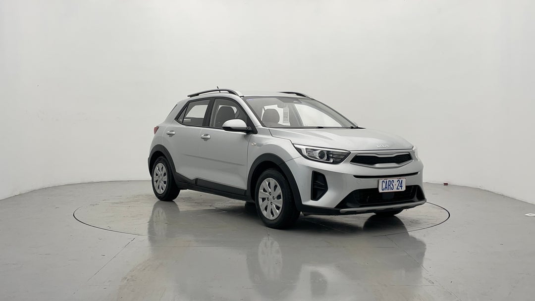 2022 Kia Stonic S, Automatic, 58129 km, Right Front Diagonal (45- Degree) View