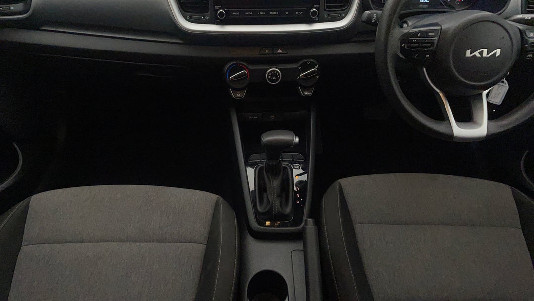2022 Kia Stonic S, Automatic, 58129 km, Center Console
