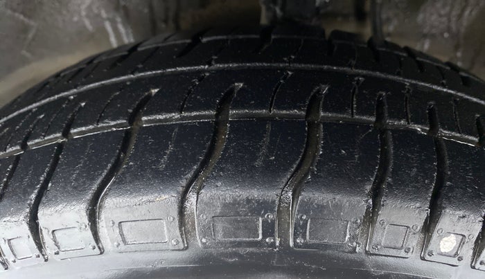 2018 Maruti Alto 800 VXI, Petrol, Manual, 37,897 km, Left Front Tyre Tread