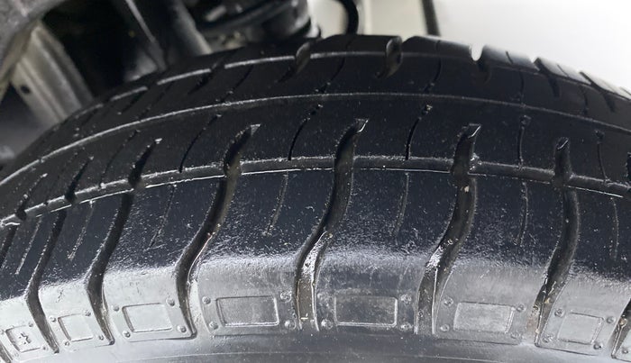 2018 Maruti Alto 800 VXI, Petrol, Manual, 37,897 km, Left Rear Tyre Tread