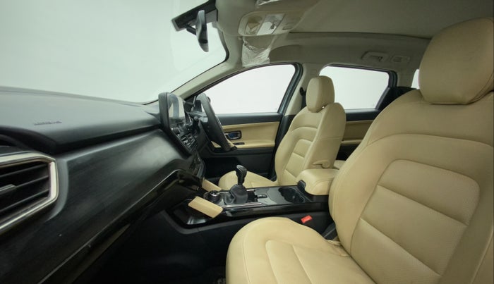 2021 Tata Safari XZ PLUS, Diesel, Manual, 53,058 km, Right Side Front Door Cabin
