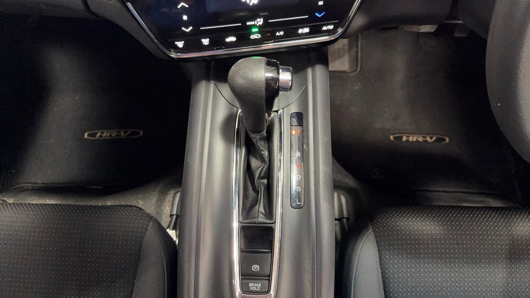 2018 Honda HR-V Vti, Automatic, 81140 km, Gear Lever 