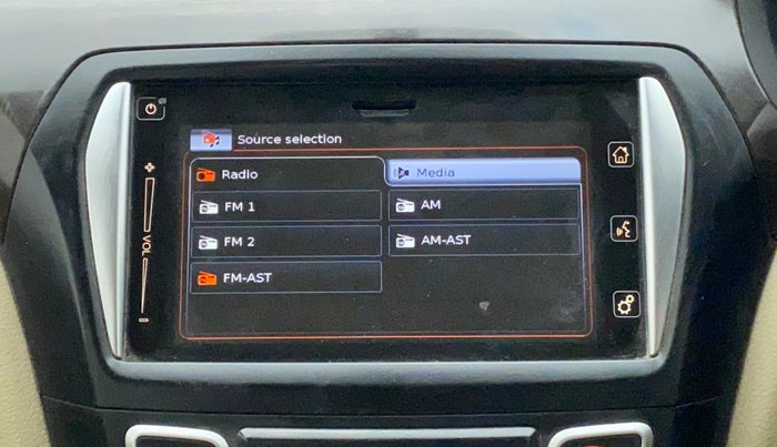 2016 Maruti Ciaz ZXI+, Petrol, Manual, 94,136 km, Infotainment system - Touch screen not working
