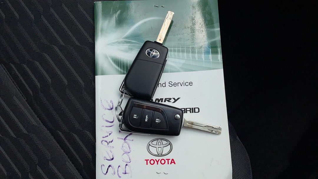 2017 Toyota Camry Altise, Automatic, 107643 km, Key Close-up