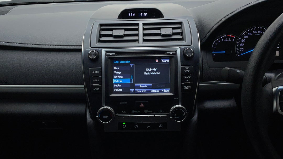 2017 Toyota Camry Altise, Automatic, 107643 km, Center Console