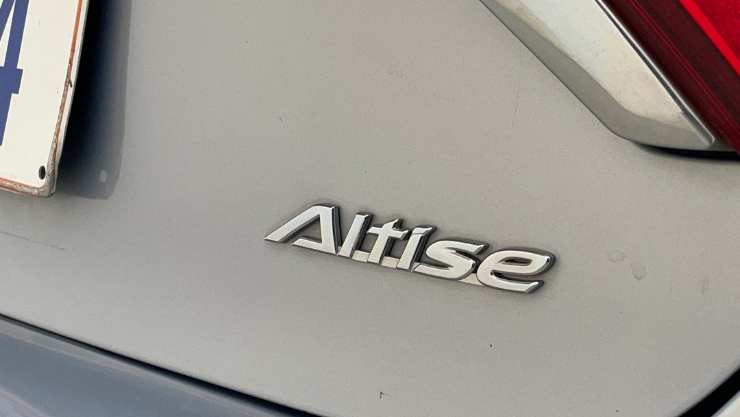 2017 Toyota Camry Altise, Automatic, 107643 km, Badge (Boot Right Side)