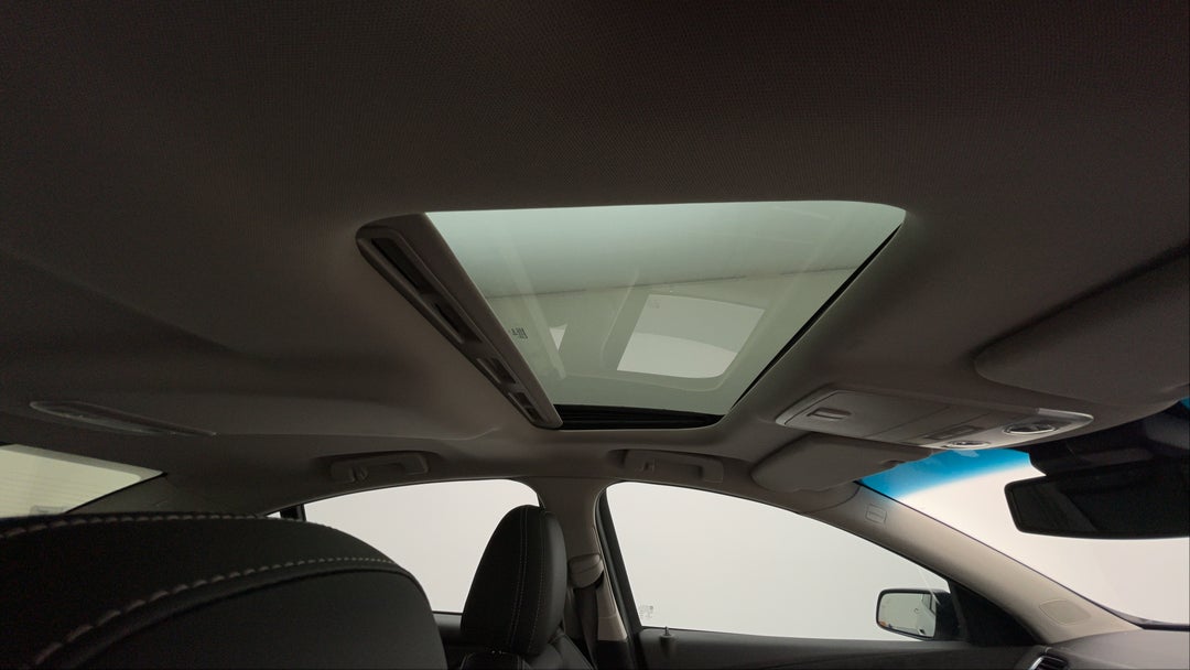 Interior Sunroof/Moonroof