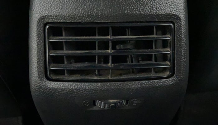 2015 Hyundai Elite i20 MAGNA 1.4 CRDI, Diesel, Manual, 71,570 km, Rear AC Vents