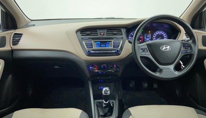 2015 Hyundai Elite i20 MAGNA 1.4 CRDI, Diesel, Manual, 71,570 km, Dashboard