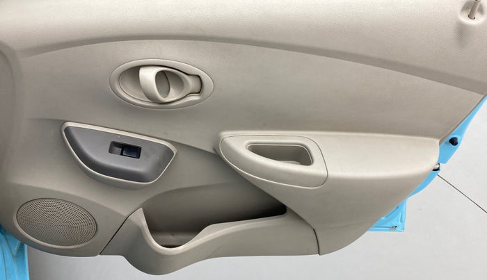2015 Datsun Go T(O), Petrol, Manual, 39,169 km, Driver Side Door Panels Control