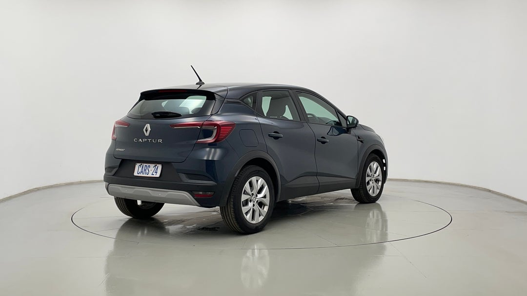 2022 Renault Captur Zen, Automatic, 61558 km, Right Back Diagonal (45- Degree) View