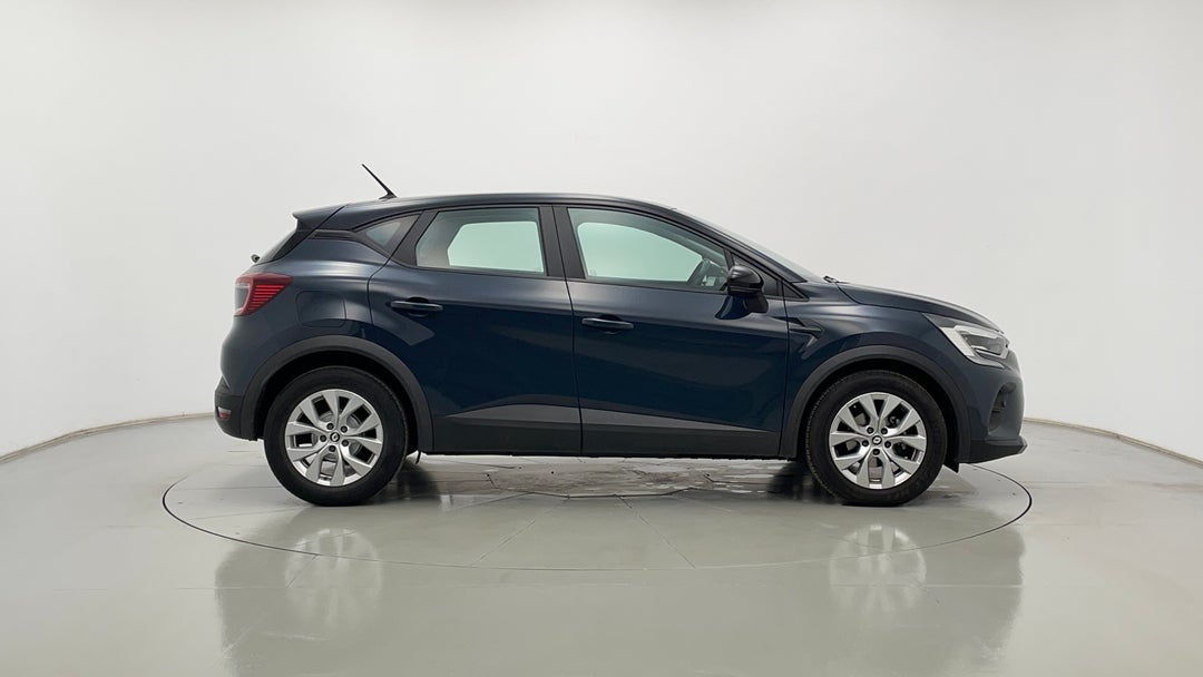 2022 Renault Captur Zen, Automatic, 61558 km, Right Side View