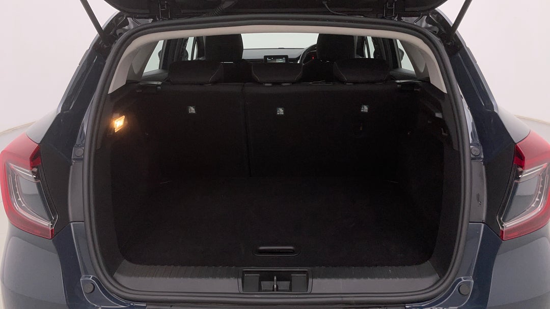 2022 Renault Captur Zen, Automatic, 61558 km, Boot Inside View