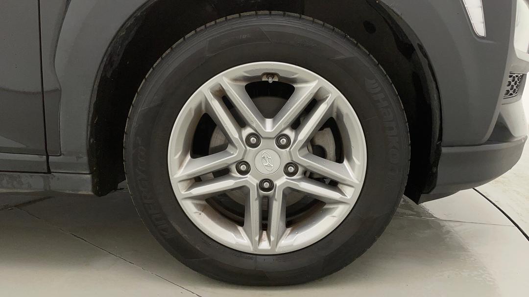 2020 Hyundai Kona Active (fwd), Automatic, 120262 km, Right Front Wheel
