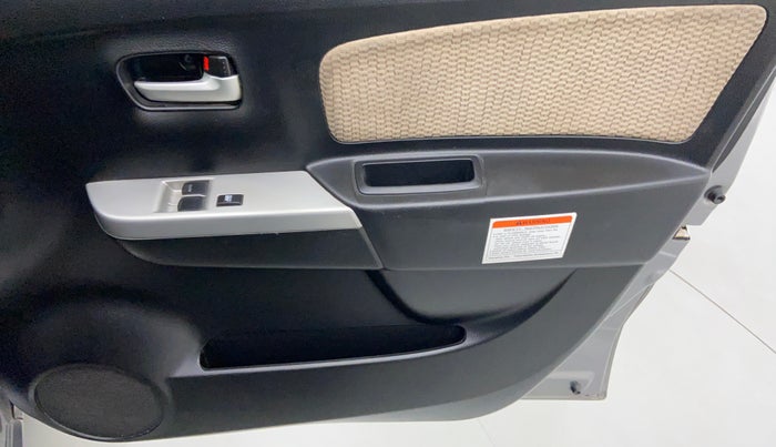 2017 Maruti Wagon R 1.0 LXI CNG, CNG, Manual, 50,351 km, Driver Side Door Panels Control