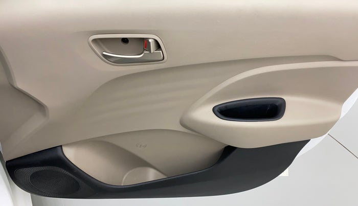 2018 Hyundai NEW SANTRO MAGNA, Petrol, Manual, 41,628 km, Driver Side Door Panels Control
