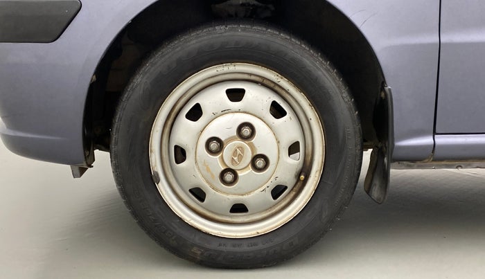 2011 Hyundai Santro Xing GL PLUS, Petrol, Manual, 70,301 km, Left Front Wheel