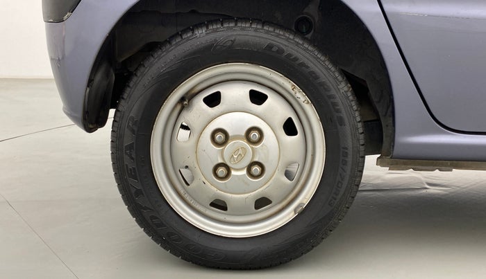 2011 Hyundai Santro Xing GL PLUS, Petrol, Manual, 70,301 km, Right Rear Wheel