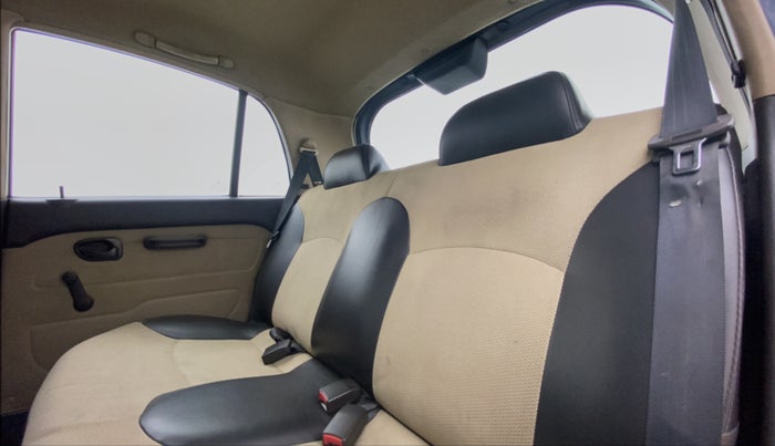 2011 Hyundai Santro Xing GL PLUS, Petrol, Manual, 70,301 km, Right Side Rear Door Cabin