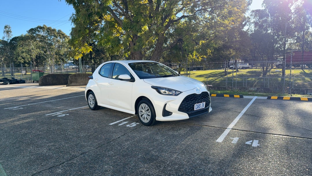 Right Front Diagonal (45- Degree) View