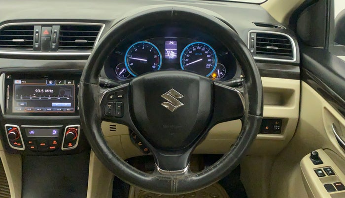 2017 Maruti Ciaz ZDI+ SHVS, Diesel, Manual, 61,490 km, Steering Wheel Close Up