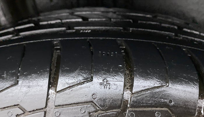 2021 Maruti S Cross ZETA 1.5, Petrol, Manual, 10,922 km, Right Rear Tyre Tread