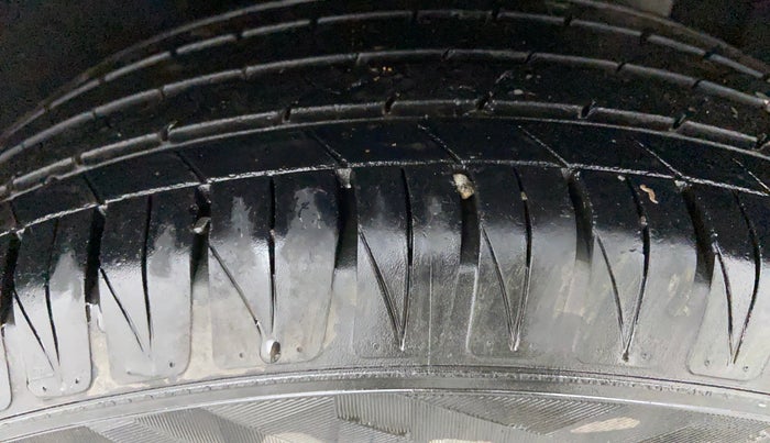 2019 Maruti Vitara Brezza ZDI PLUS, Diesel, Manual, 21,044 km, Left Rear Tyre Tread