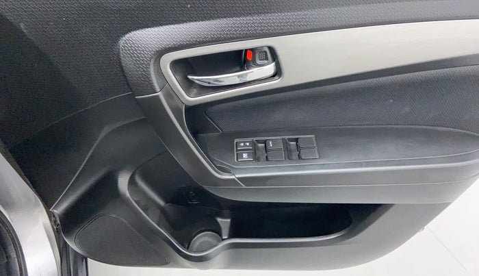 2019 Maruti Vitara Brezza ZDI PLUS, Diesel, Manual, 21,044 km, Driver Side Door Panels Control