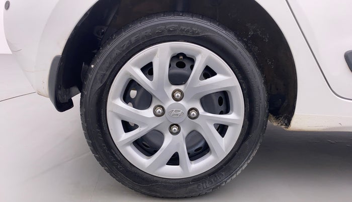 2019 Hyundai Grand i10 MAGNA 1.2 VTVT, Petrol, Manual, 36,841 km, Right Rear Wheel