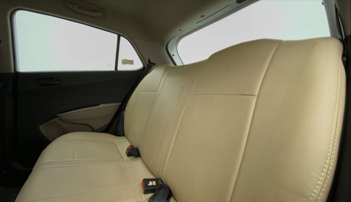 2019 Hyundai Grand i10 MAGNA 1.2 VTVT, Petrol, Manual, 36,841 km, Right Side Rear Door Cabin