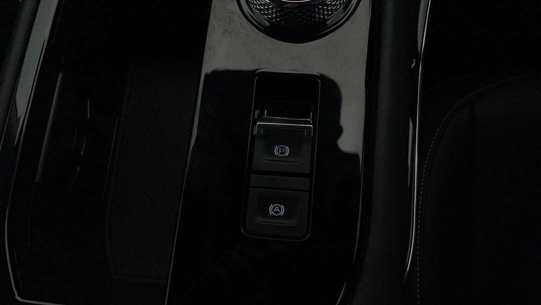 2023 GWM Haval H6 Lux, Automatic, 22386 km, Handbrake