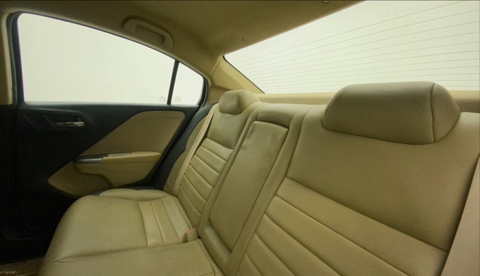 2015 Honda City 1.5L I-VTEC V MT, Petrol, Manual, 57,377 km, Right Side Rear Door Cabin