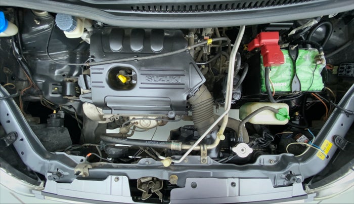 2016 Maruti Wagon R 1.0 VXI, Petrol, Manual, 45,179 km, Engine Bonet View