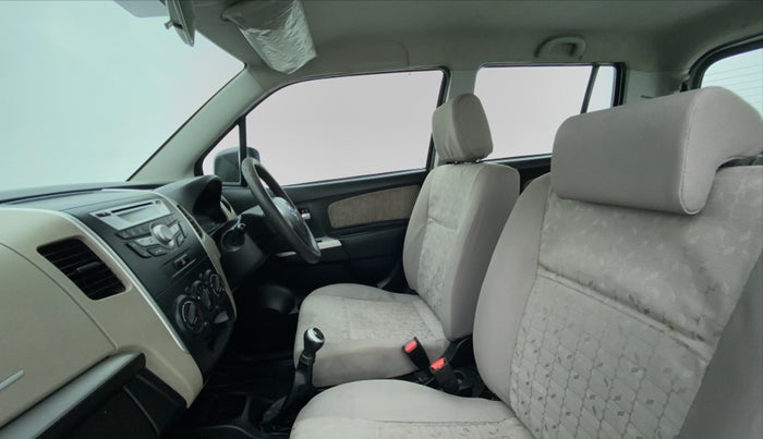 2016 Maruti Wagon R 1.0 VXI, Petrol, Manual, 45,179 km, Right Side Front Door Cabin View