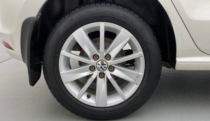 2017 Volkswagen Polo HIGHLINE1.2L PETROL, Petrol, Manual, 35,376 km, Right Rear Wheel
