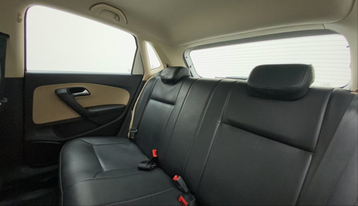 2017 Volkswagen Polo HIGHLINE1.2L PETROL, Petrol, Manual, 35,376 km, Right Side Rear Door Cabin