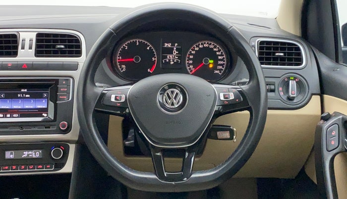 2017 Volkswagen Ameo HIGHLINE 1.5L AT (D), Diesel, Automatic, 67,610 km, Steering Wheel Close Up