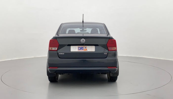 2017 Volkswagen Ameo HIGHLINE 1.5L AT (D), Diesel, Automatic, 67,610 km, Back/Rear