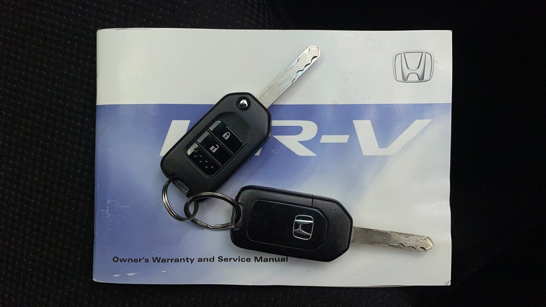 2017 Honda HR-V Vti, Automatic, 93661 km, Key Close-up