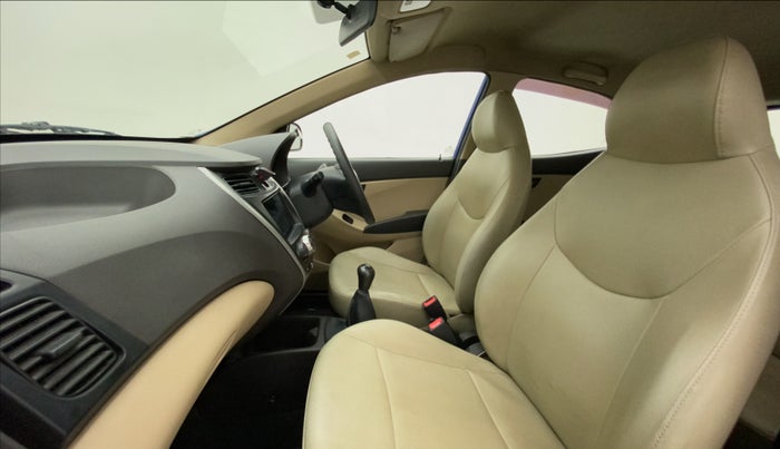 2018 Hyundai Eon ERA PLUS (O), Petrol, Manual, 26,624 km, Right Side Front Door Cabin