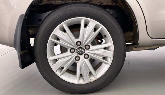 2016 Toyota Innova Crysta 2.8 ZX AT 7 STR, Diesel, Automatic, 73,959 km, Right Rear Wheel