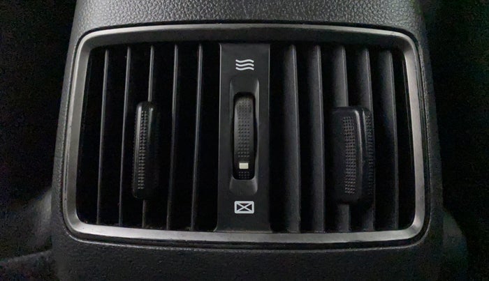 2015 Hyundai Creta 1.6 SX (O) CRDI, Diesel, Manual, 24,881 km, Rear AC Vents