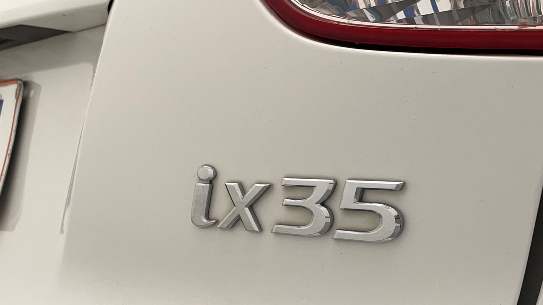 Badge (Boot Right Side)