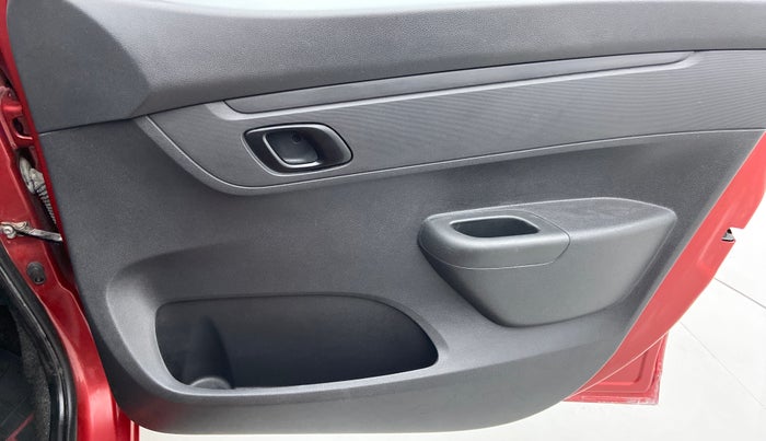 2016 Renault Kwid RXT, Petrol, Manual, 44,751 km, Driver Side Door Panels Control