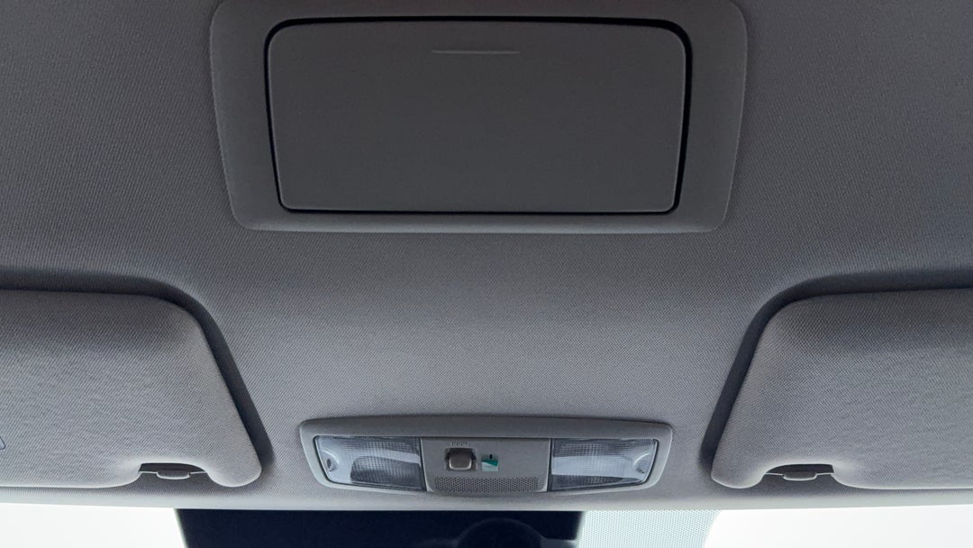 On-Roof Controls/Sunglass holder