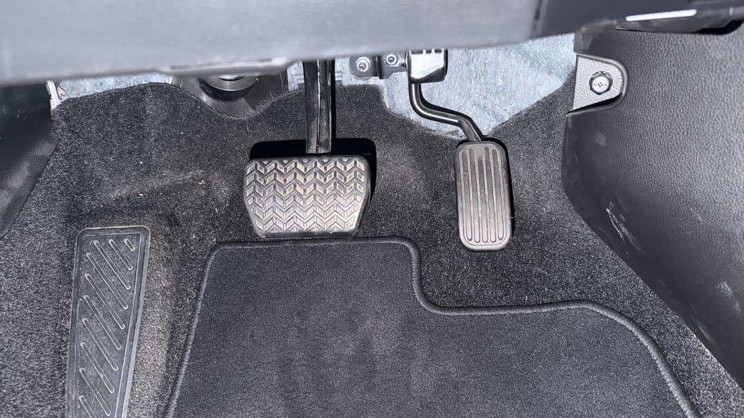 2023 Toyota Corolla Ascent Sport Hybrid, Automatic, 23855 km, Pedals and Footmat
