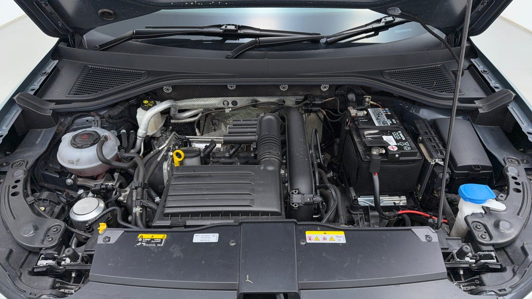 Open Bonnet (Engine)