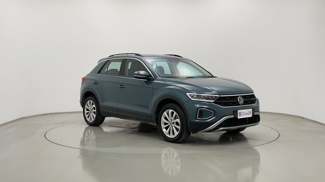 Right Front Diagonal (45- Degree) View